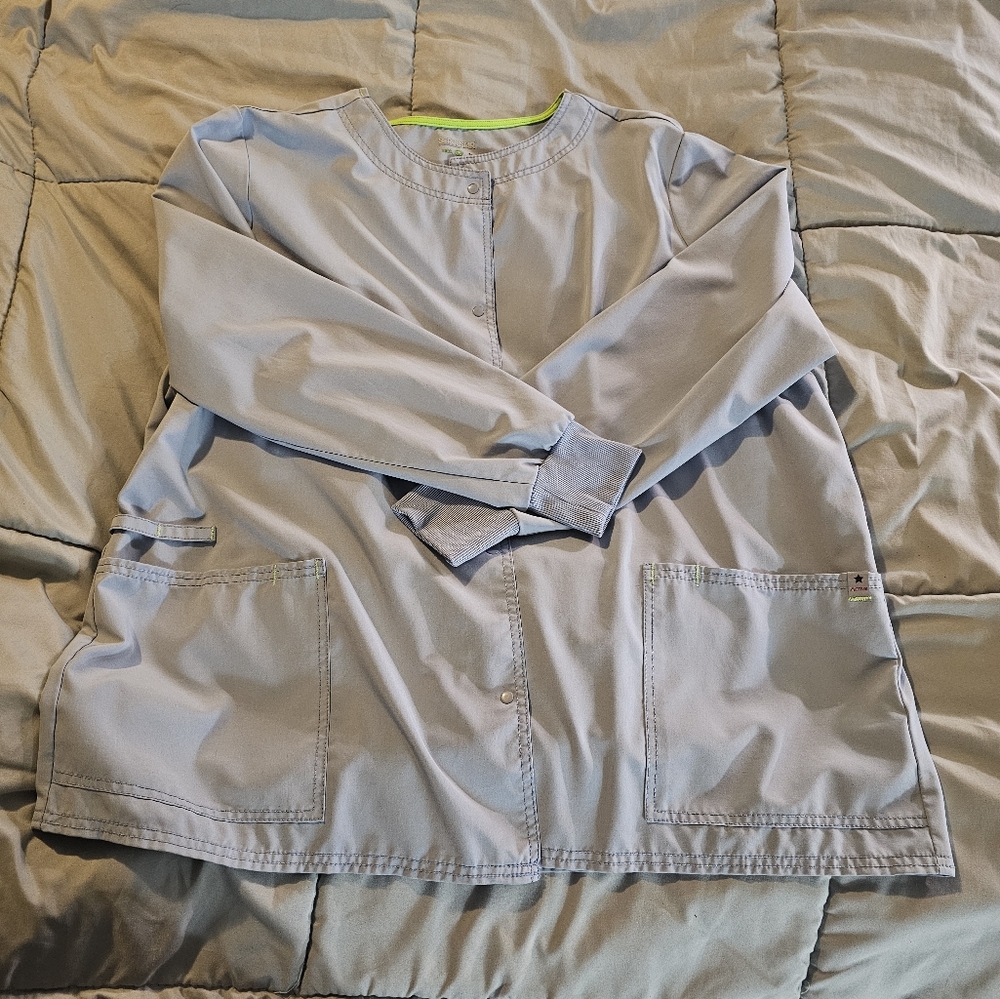 Scrub Jacket - Picture 4 of 5